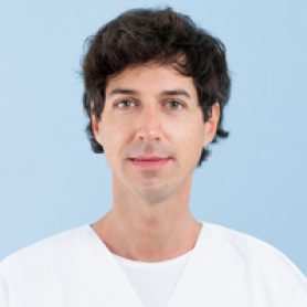 Mitarbeiter Portrait von Marco Baron, Oberarzt in der Kardiologie der Kleintierkinik der VSF UZH