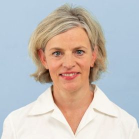 Portrait von Manuela Schnyder, Professorin in der Parasitologie der Vetsuisse-Fakultät der Universität Zürich