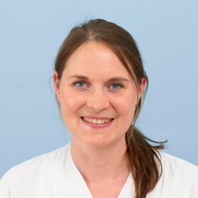 Mitarbeiterportrait von Patricia Beer,  Chirurgin in der Kleintierklinik der Vetsuisse-Fakultät der Universität Zürich