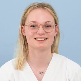 Mitarbeiterportrait von Emma Horrenberger, Doktorantin in der Kleintierklinik des Universitären Tierspitals der Vetsuisse-Fakultät der Universität Zürich