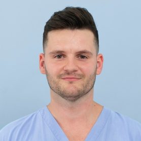 Mitarbeiterportrait von Jakub Klcovansky, Anästhesie in der Klinischen Diagnostik und Services des Universitären Tierspitals der Vetsuisse-Fakultät der Universität Zürich