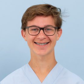 Mitarbeiterportrait von Dylan Collins, TPA in der Kleintierklinik des Universitären Tierspitals der Vetsuisse-Fakultät der Universität Zürich